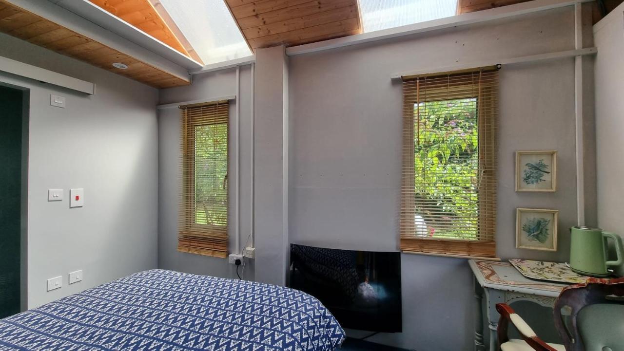 Bed and Breakfast Glebe House, Private Entrance, Free Parking On Drive, Self Check In, Netflix Ashford  Zewnętrze zdjęcie